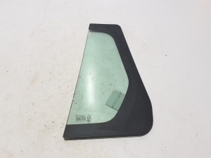 Dacia Logan II (2012–2026) Rear door quarter glass 822625827R - 2