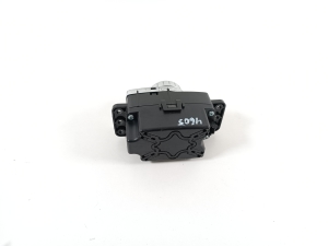 Mercedes Benz A-Class 176 (2012–2018) Display switch A2469009815 - 3