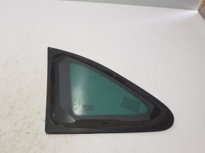 RENAULT Clio III (2005–2012) Vitre de custode arrière 8200699875 - 2