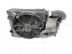 RENAULT Espace V (2014–2026) Ensemble de radiateurs et ses pièces 214101809R - 2