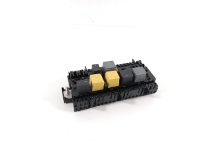 Mercedes Benz A-Class 176 (2012–2018) Fuse boxes A2469067100 - 2