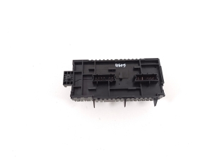 Mercedes Benz A-Class 176 (2012–2018) Fuse boxes A2469067100 - 4