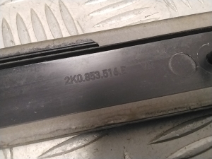 Volkswagen Caddy III (2004–2015) Front door molding 2K0853516E - 4