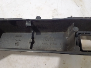 Jaguar XJ (2009–2026) Esitulede raam (prillid) AW938B040A - 3