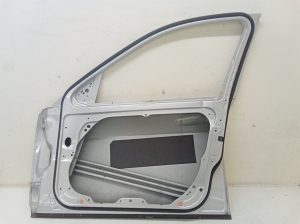 Mercedes Benz C-Class 204 (2007–2014) Front door A2047220201 - 3