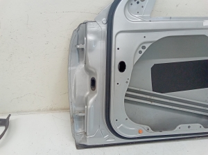 Mercedes Benz C-Class 204 (2007–2014) Front door A2047220201 - 5