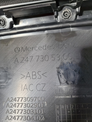 Mercedes Benz B-Class 247 (2018–2026) Tagumise küljeukse polster A2477305300 - 4