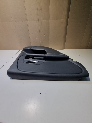 Mercedes Benz B-Class 247 (2018–2026) Tagumise küljeukse polster A2477305300 - 5