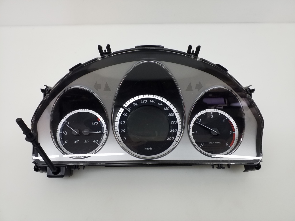 MERCEDES-BENZ GLK-Class X204 (2008-2015) Speedometer A2049002105 20302073