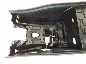 Mercedes Benz SLK-Class 171 (2004–2011) Center console A1716801310 - 3