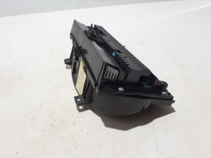 Jaguar XJ (2009–2026) Mērinstrumentu panelis BW9310849AD - 3