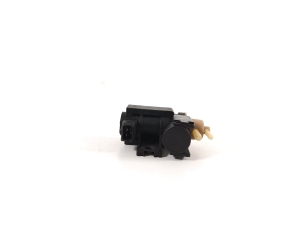 Mercedes Benz A-Class 176 (2012–2018) Magnetventil 8200790180 - 2