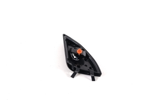 Mercedes Benz A-Class 176 (2012–2018) Esiukse muu osa A1767200211 - 4