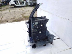 VOLVO XC40 (2017–2026) Eesmine tugijalg - 4