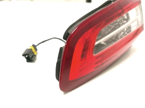 Citroen DS5 (2011–2019) Tail light on trunk lid 9803168080 - 2