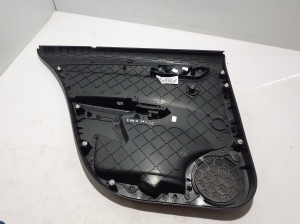 Skoda Fabia (2018–2021) Tagumise küljeukse polster 6V6867024F - 3