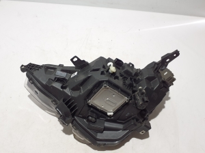 RENAULT Arkana (2019–2026) Scheinwerfer vorne 260107780R - 2