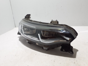 RENAULT Talisman II (2015–2026) Esituli 260100184R - 9