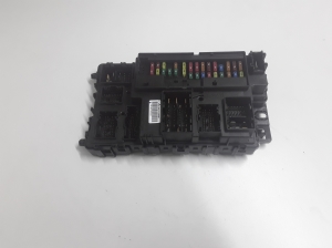 Drošinātāju kaste salonā - GU5T15604