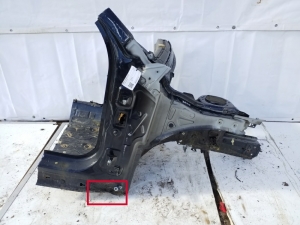 Front outrigger - 