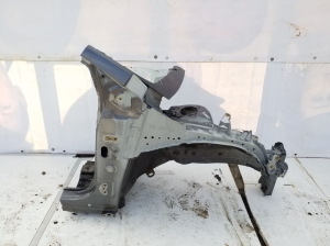   Front outrigger  -  