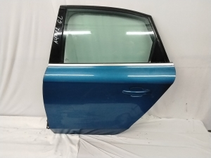 Rear side doors and their parts - 8K9833051D