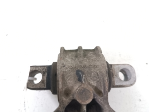 Mercedes Benz A-Class 176 (2012–2018) Engine mount A2462401209 - 2
