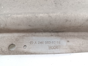 Mercedes Benz A-Class 176 (2012–2018) Rear axle link A2463520202 - 3