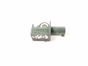Mercedes Benz E-Class W207 (2009–2017) Airbag sensor A1729056000 - 3