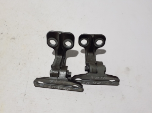 Jaguar XJ (2009–2026) Front door top hinge - 3