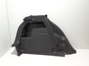  Trunk side trim panel  - 6V6867427C 