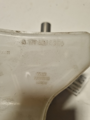 Mercedes Benz B-Class 247 (2018–2026) Brake master cylinder A1774304300 - 3