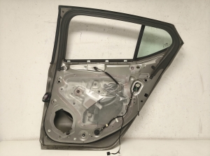Opel Astra K (2015–2021) Rear side doors - 12