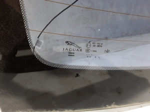 Jaguar XJ (2009–2026) Heckscheibe AW9342006CB - 2