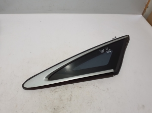 Rear quarter glass and its parts - AW93N29600CC