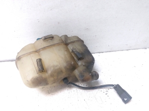 VOLVO XC70 (2000–2007) Coolant reservoir 30741971 - 2