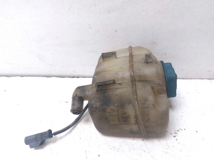 VOLVO XC70 (2000–2007) Coolant reservoir 30741971 - 3