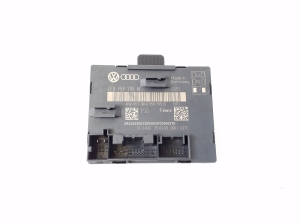 Rear side door control unit - 4F0959795M