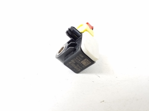 AUDI A6 C6 (2004–2011) Airbagsensor 4F0959643B - 2