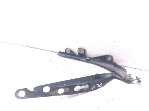 VOLVO XC70 (2000–2007) Hood hinge 30745018 - 4
