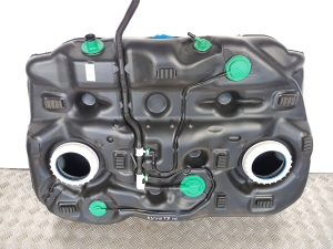 Kraftstofftank - 42012XC00A