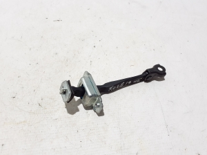 RENAULT Koleos (2016–2026) Rear side door opening limiter 824304713R - 2