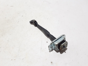 RENAULT Koleos (2016–2026) Front door check 804304684R - 2