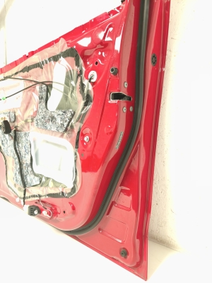 TOYOTA Yaris (2011–2020) Front door - 10