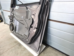 Ford C-MAX (2010–2026) Front door - 5