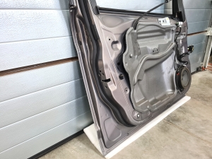 Ford C-MAX (2010–2026) Front door - 13