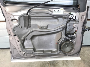 Ford C-MAX (2010–2026) Front door - 9