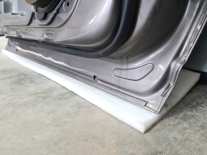 Ford C-MAX (2010–2026) Front door - 3