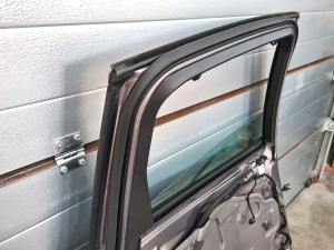 Ford C-MAX (2010–2026) Rear side doors - 2