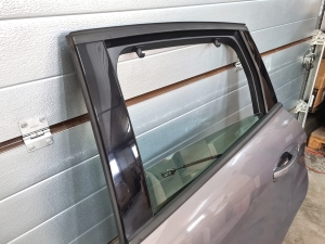 Ford C-MAX (2010–2026) Rear side doors - 13